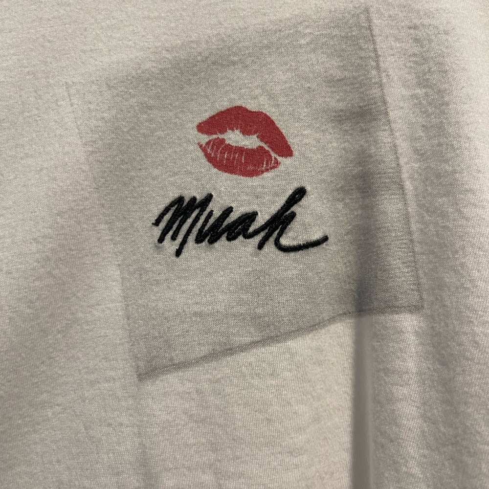 Abercrombie & Fitch White Skimming Tee - Picture 2 of 4